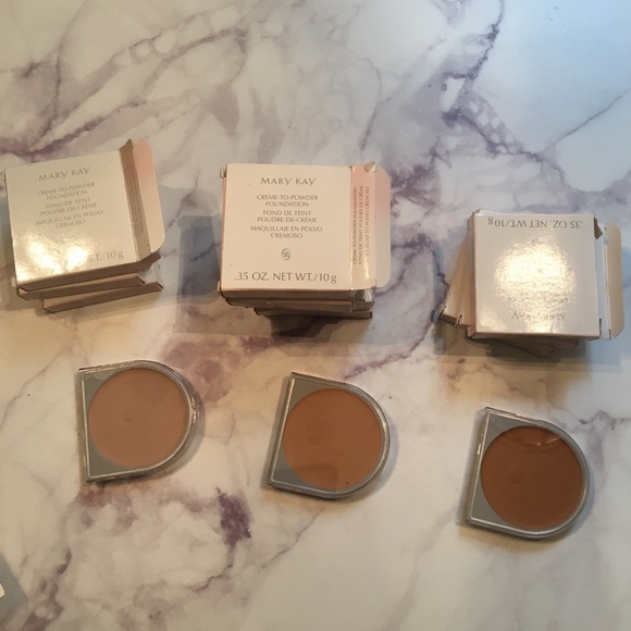 🌸3/$30🌸 MARY KAY Creme-To-Powder Foundation-MANY shades! - Picture 1 of 1
